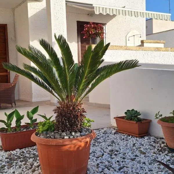 Villetta Lorena a Mancaversa, hotel in Marina di Mancaversa