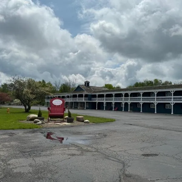 Webb's Hotel, hotel in Mayville
