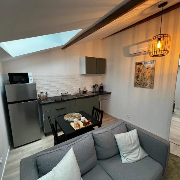 Hébergement indépendant proche aéroport Nantes Atlantique, ξενοδοχείο σε Saint-Aignan-Grand-Lieu