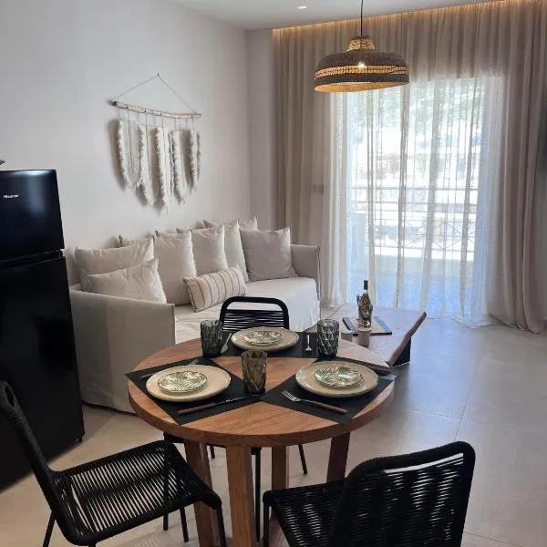 Adam's Luxury Studio, hotel in Loutraki