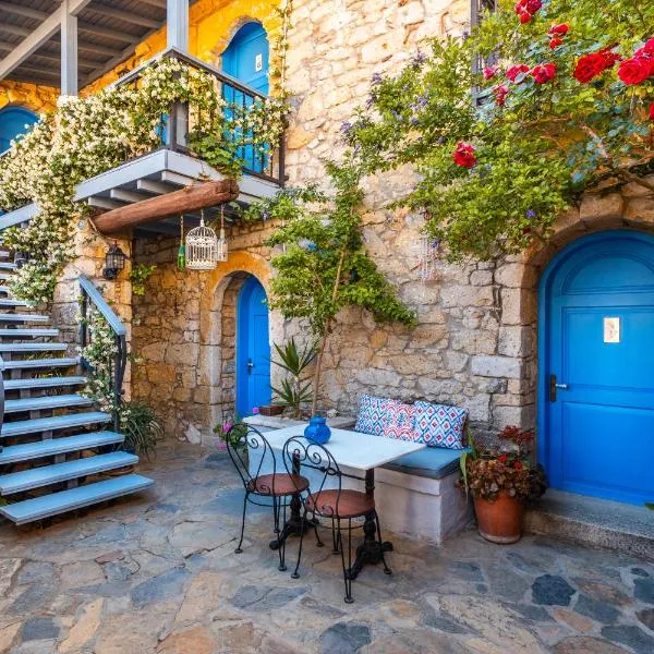 Alacati Eski Ev Hotel, hotel v destinaci Alaçatı