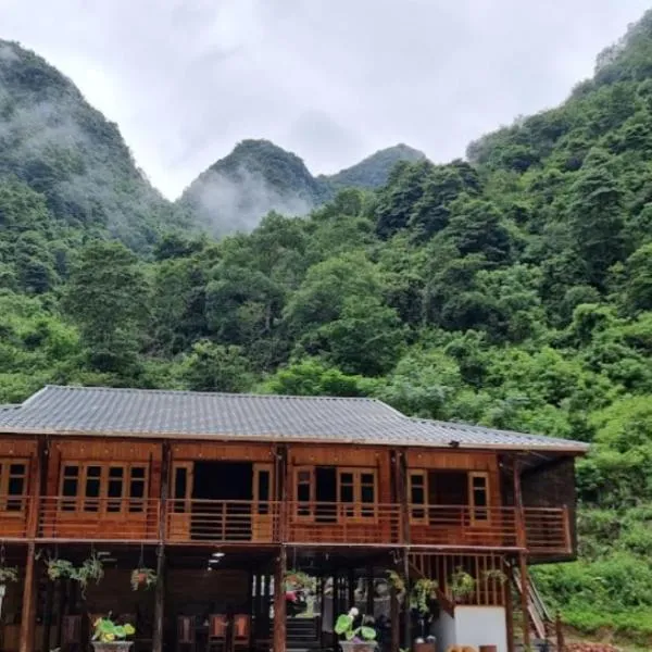 Tày Homestay Pác Bó - Cao Bằng, hótel í Cao Bằng