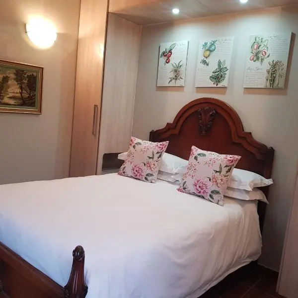 The Farmhouse Cottage, hotel in Magudu