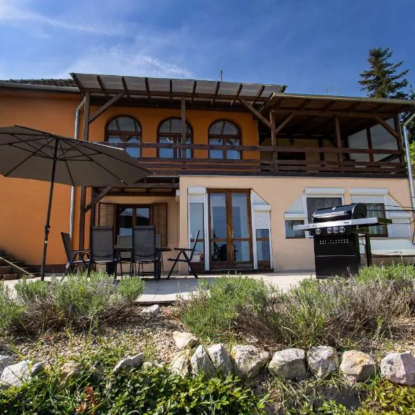 Kulcsi-Duna Vendégház, hotell sihtkohas Kulcs