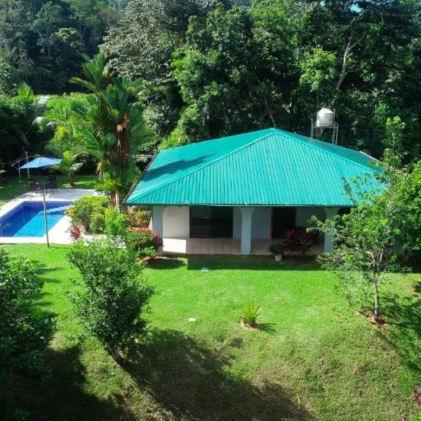 Toucan Escape, hotel in Ojochal