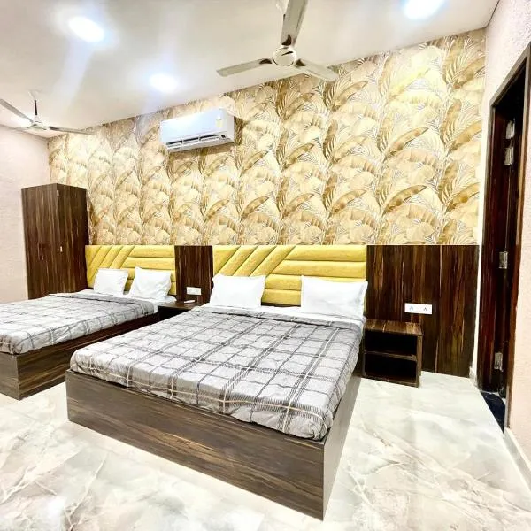 Hotel KR 5Mins Walk From Golden Temple, hotel in Amritsar