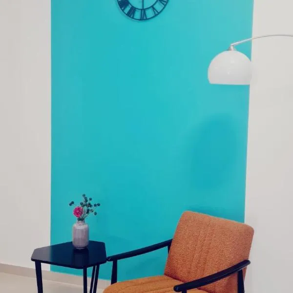 Oaza L, hotel di Majar