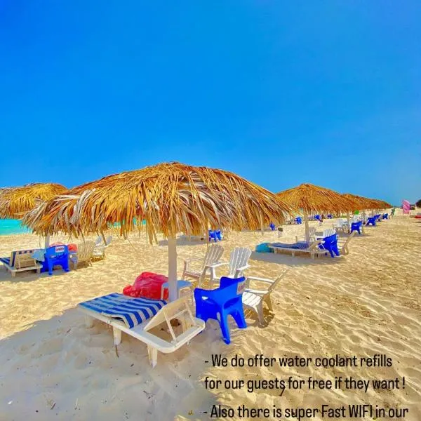50% Off. 2BR , 2BR Ground floor with pool view, private beach access, security 24/7 شاليه ٢ غرفه ، ٢ حمام ف الدور الارضي قدام جنينه و حمام السباحه مباشره ، شاطيء خاص بالقرية و أمن ٢٤ ساعه و مسجد خاص, hotell i Dawwār Muḩammad Abū Shanab