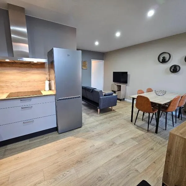 Appartement Le 96, hotel in Lurcy-Lévis