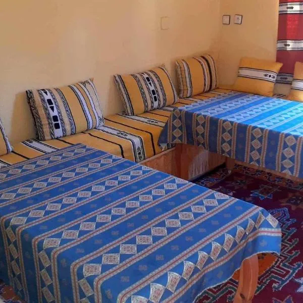 Tigmmi alhana, hotel en Taourirt Izakarn