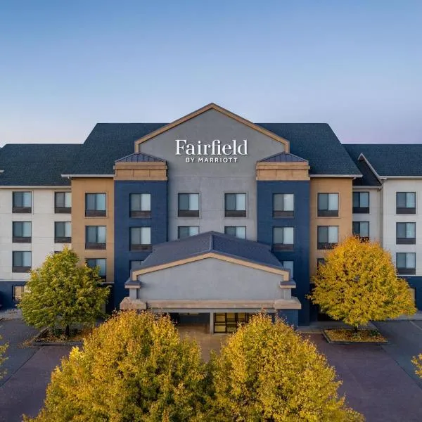 Fairfield Inn & Suites by Marriott Kelowna, hotell i Kelowna