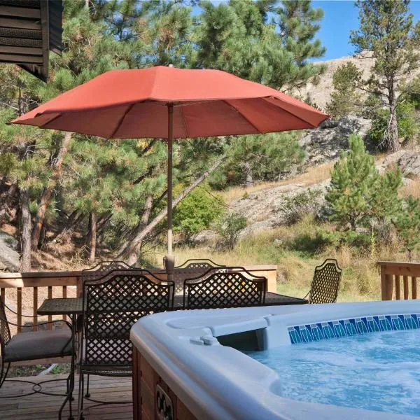 Rock Crest Lodge & Cabins, hotel in Custer