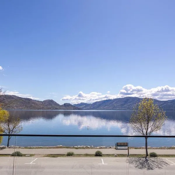 Premium Deluxe suites 201, hotel v destinaci Peachland