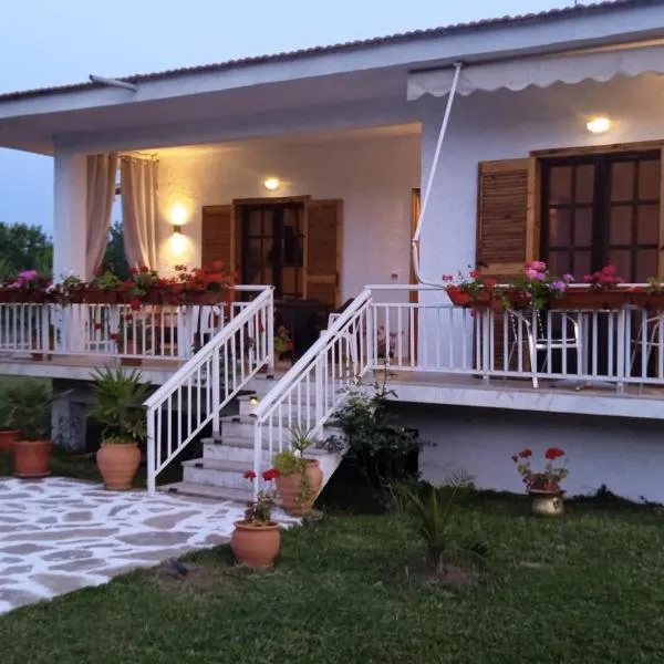 Gasthaus Edelweiss Olympiada Halkidikis, hotel v destinaci Olympiada