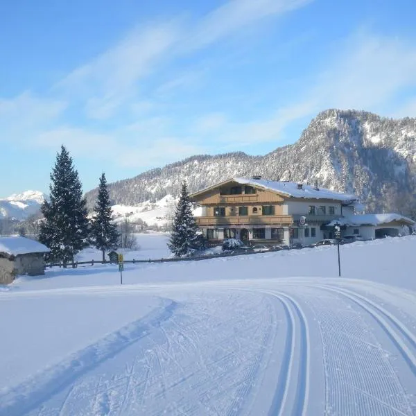 Pension Essbaum, hotel in Walchsee