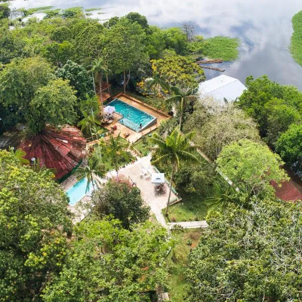 Amazonia Jungle Hotel, hotel Irandubában