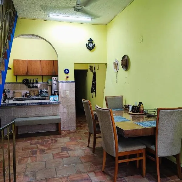 Casa Maruja Roomies Hause, hotel v destinaci Puerto Vallarta
