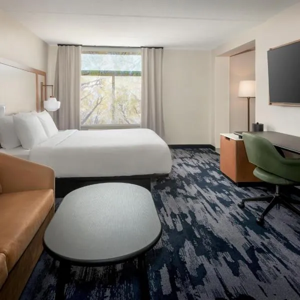 Fairfield by Marriott Inn & Suites Rome NY、クリントンのホテル