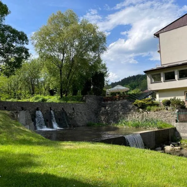 Ośrodek Nad Wodospadem, hotel i Międzybrodzie Bialskie