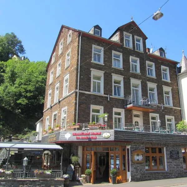 Moselland Hotel im Enderttal Zum Onkel Willi, hotel v destinaci Cochem