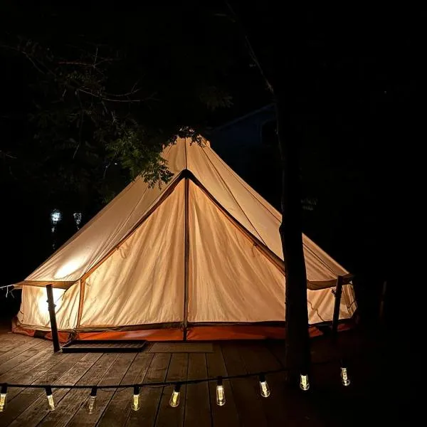 Glamping Cisnadioara, hotel di Cisnadioara