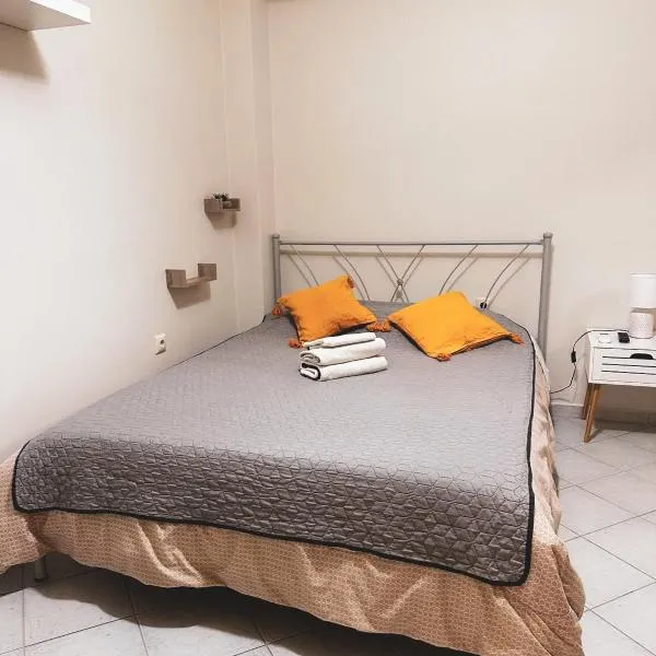 Efrosini downtown apartment, hotel v destinaci Chalkis