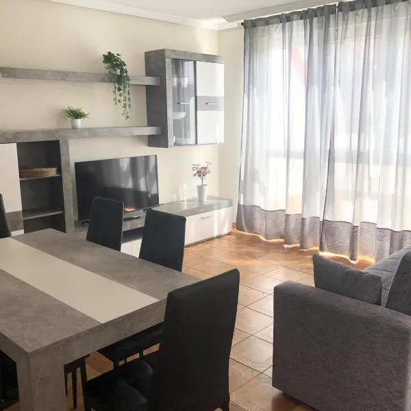 Apartamento Mar Cantábrico, hotel v destinaci Ajo