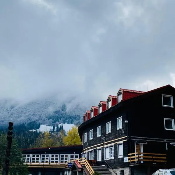 Hotel Pod Sokolím, hotel v destinácii Stráža