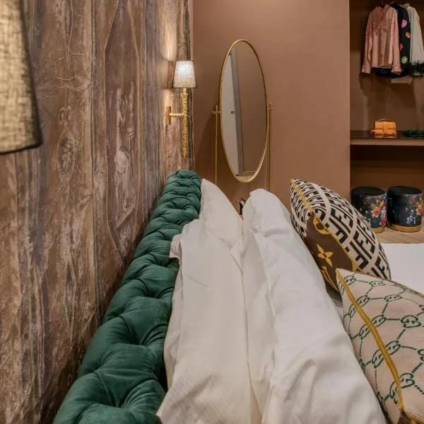 Stile Raro Suite, hotel v destinaci Caserta