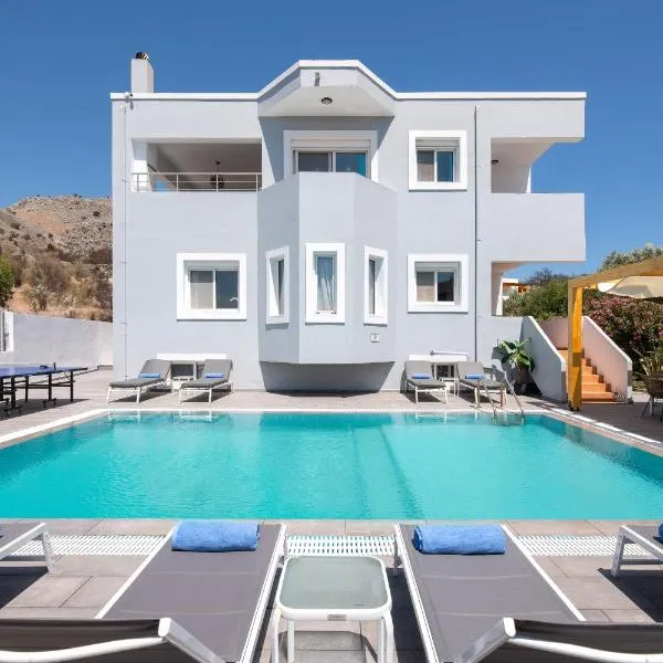 Villa Bella with Private Pool and Hot Tub, khách sạn ở Lardos