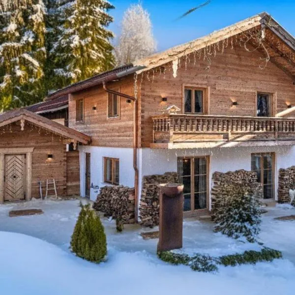 exklusives Alpenchalet mit Jacuzzi & Sauna für bis zu 14 Personen, hotel en Bayrischzell
