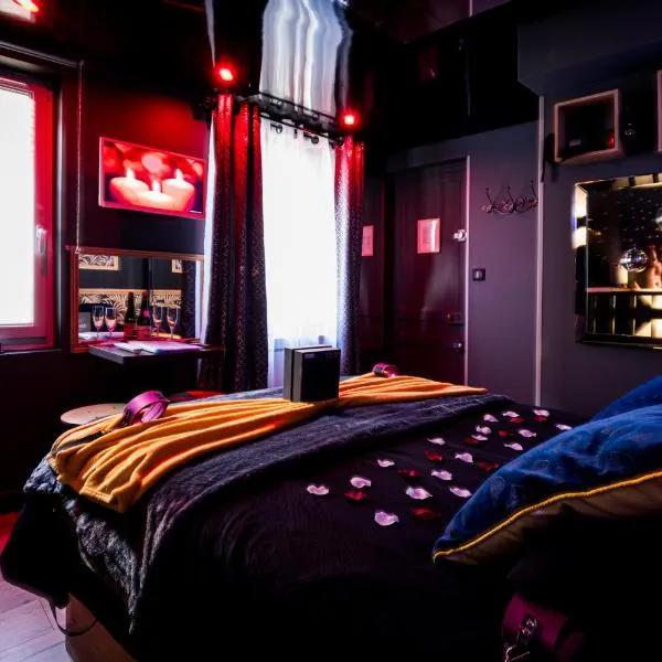 Loveroom sauna, balnéo, parking privé dans le centre de Honfleur, hotel in Honfleur