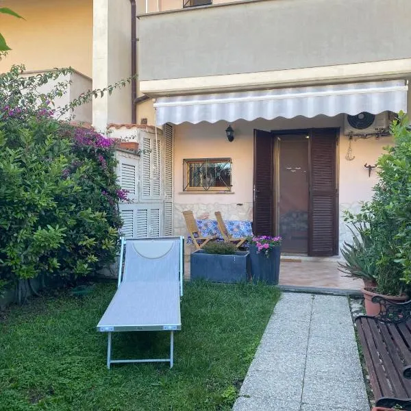 Villetta relax fast wi-fi 9 Min porto Civitavecchia, hotel in Santa Marinella