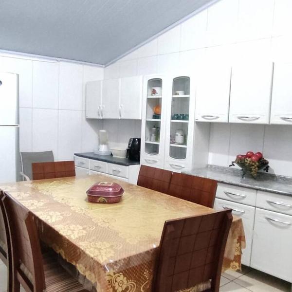Casa da vovó, 3 quartos, jardim e 2 vagas de garagem - Foto 4