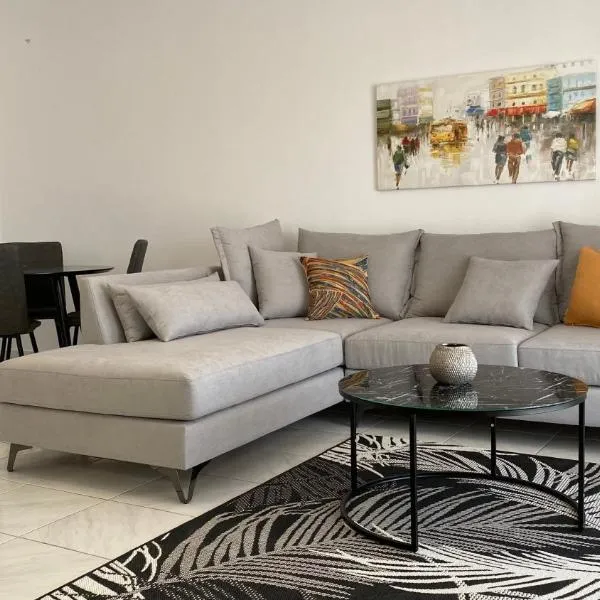 Golden Flower Luxury Apartment, ξενοδοχείο στη Σητεία