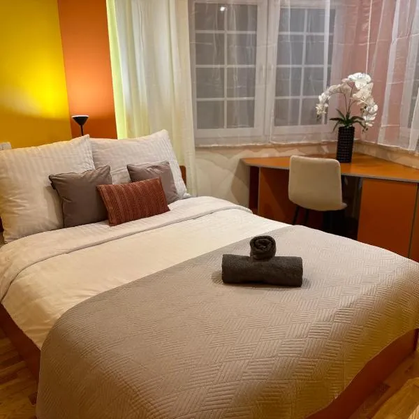 Large, luxury condo with sauna, hotel in Przemyśl