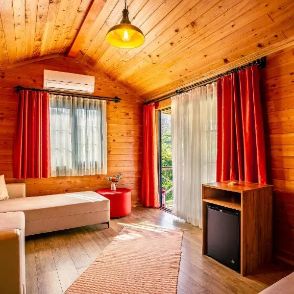 Izgen Bungalows, hotel in Cıralı