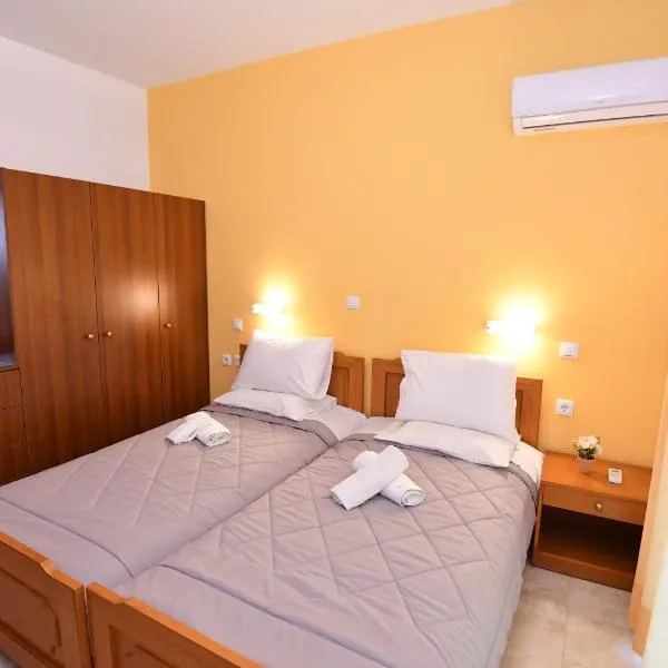 Blue Serenity Apartment 6, готель у місті Іялісос
