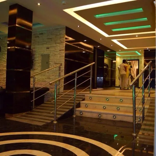 نخلة الصحراء للشقق المخدومة, hotel en Al Nairyah