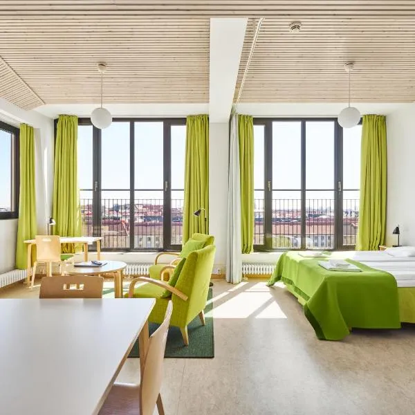 テーロ タワーズ（Töölö Towers）、ヘルシンキのホテル