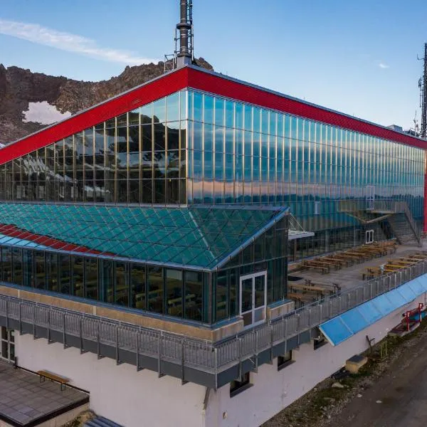 Jugendhotel Eissee, hotel v Flattach