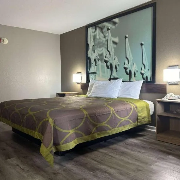 Super 8 by Wyndham Monroe, hotel v destinaci Monroe