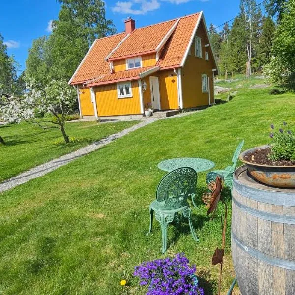 Cozy Country House, hotel en Løken