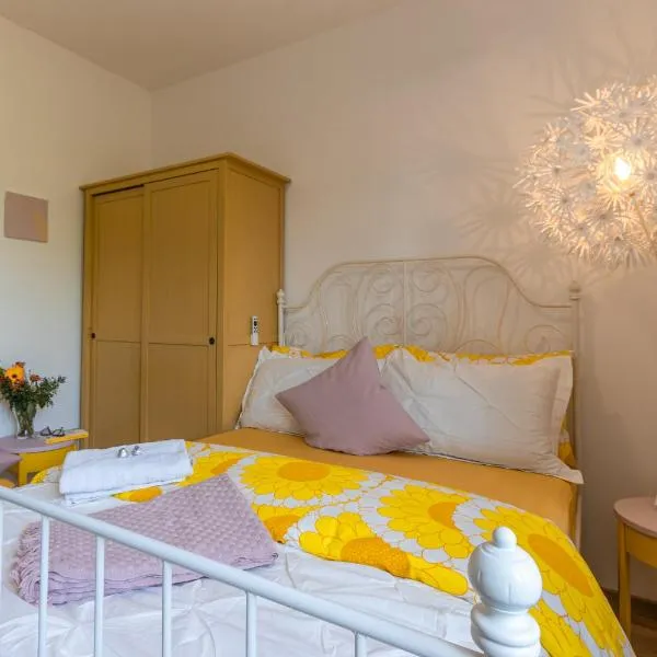 Casamina vista lago Verbania, hotel em Arizzano