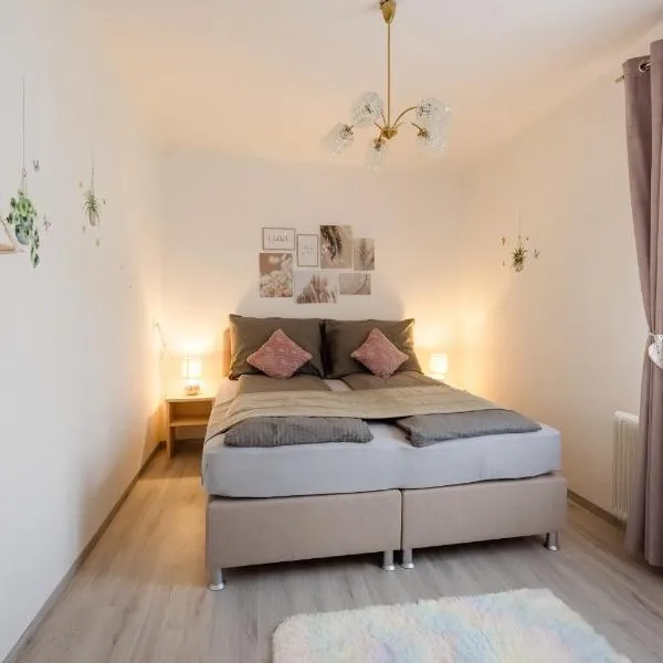 TAMLiving Mountain House 3BR Comfort WIFI TV, hotell i Trofaiach