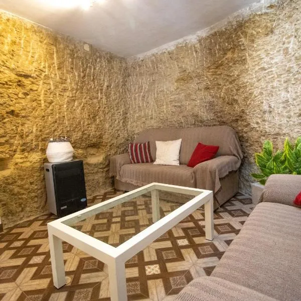 Casa Aveda ( En la Roca), hotel in Setenil