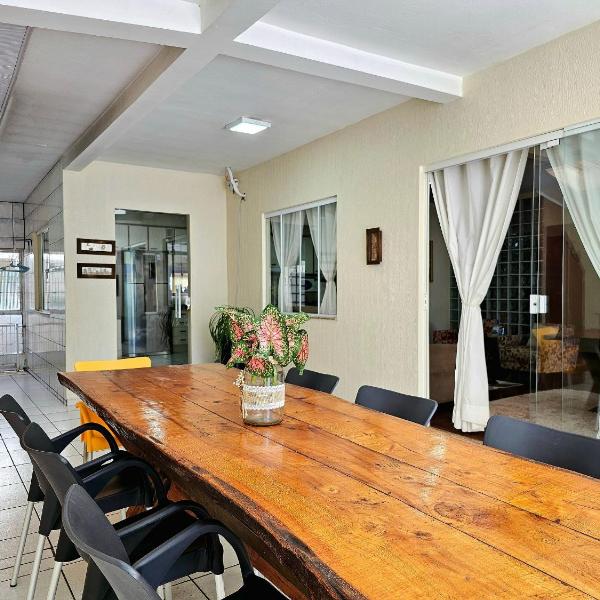 Casa 4 quartos c Piscina ao lado do Paraguai