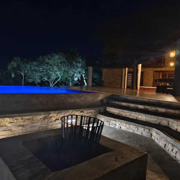 Tholo Private Game Lodge, hotel in Bela-Bela