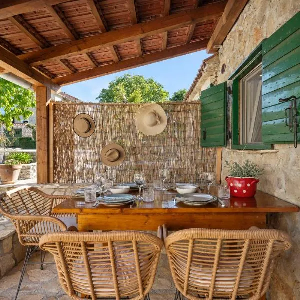 Kalpic Suites & Villa, hotel v destinaci Lozovac