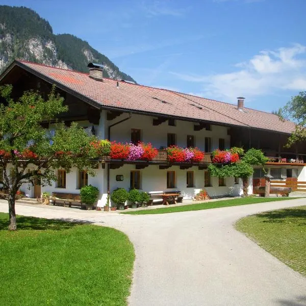 Urlaub am Bauernhof Windhaghof, hotel in Kramsach